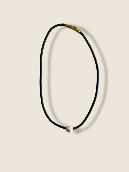 Fresh Water Pearl on Kangaroo Leather - Necklace - Hearth Co
