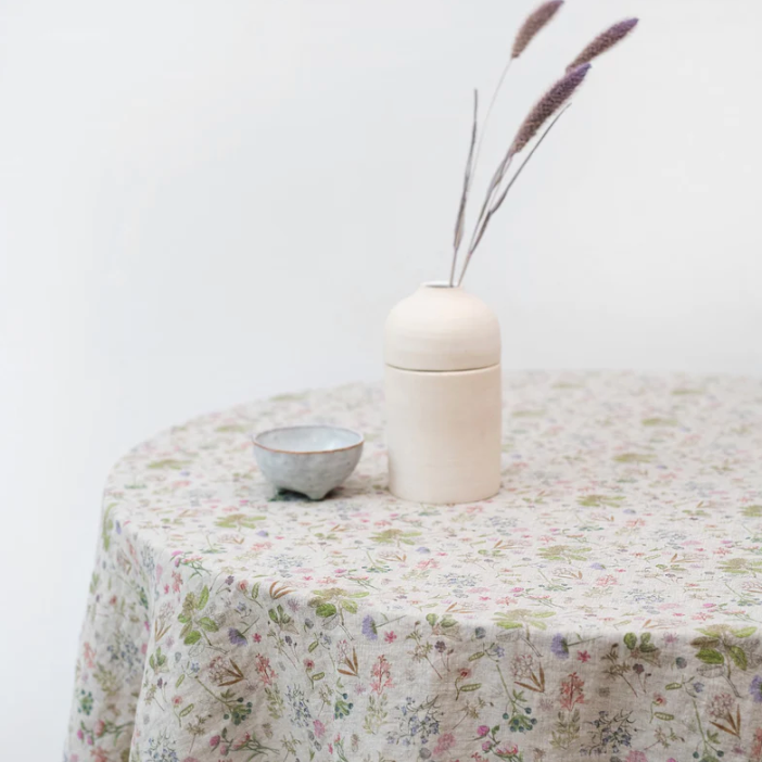 Lightweight Linen Round Tablecloth