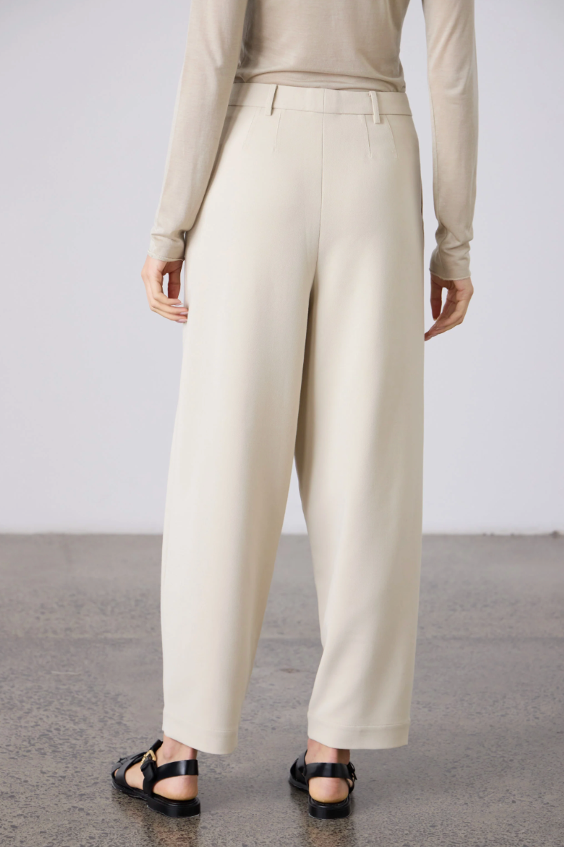 Britta Barrel Leg Trouser