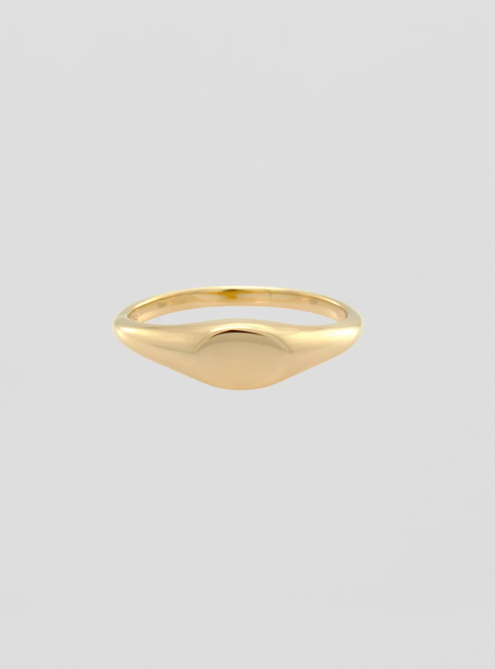 Fine Signet Ring - Gold