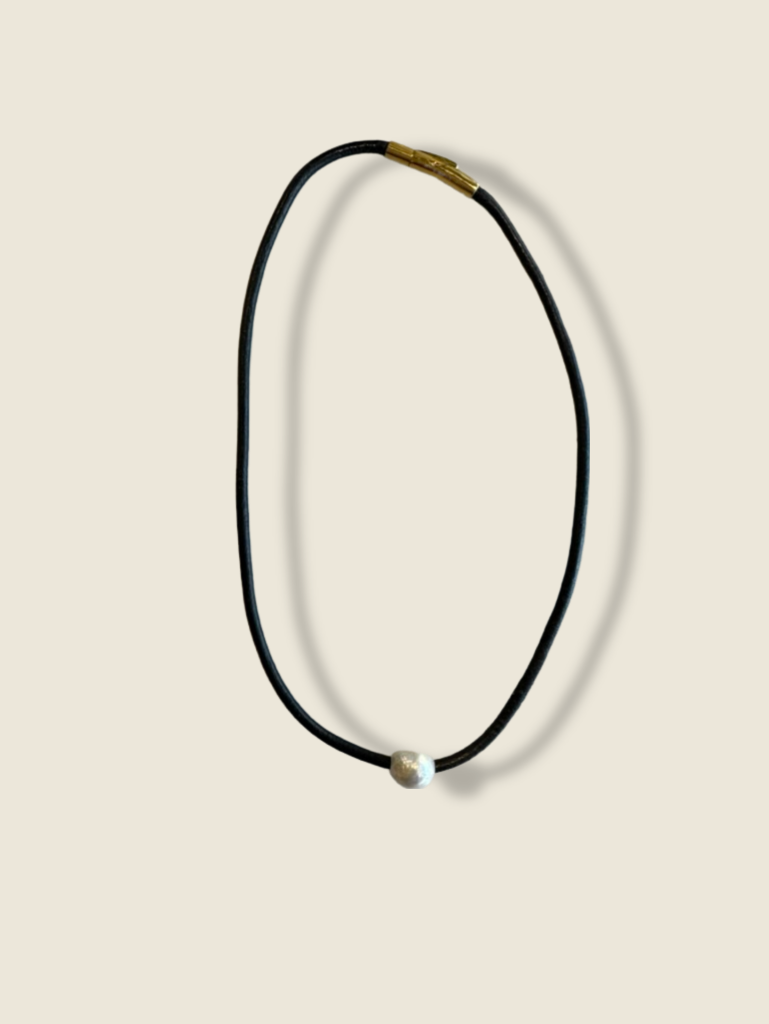 Fresh Water Pearl on Kangaroo Leather - Necklace