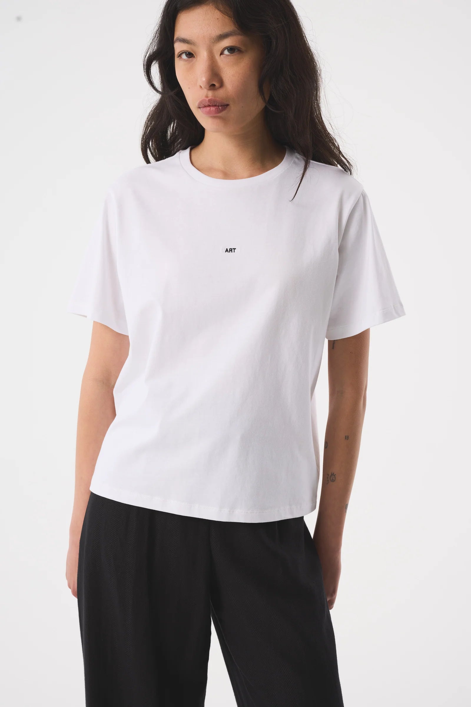 Adria 'Earth' White T-shirt - Hearth Co