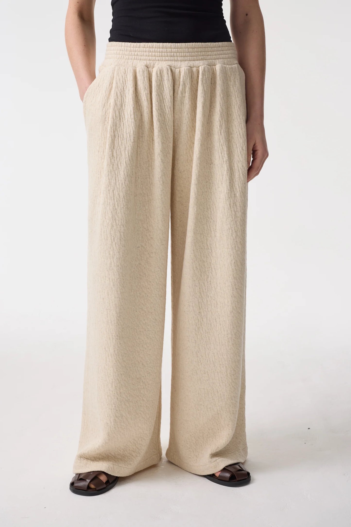 Savane Pleated Track Pant - Sand - Hearth Co