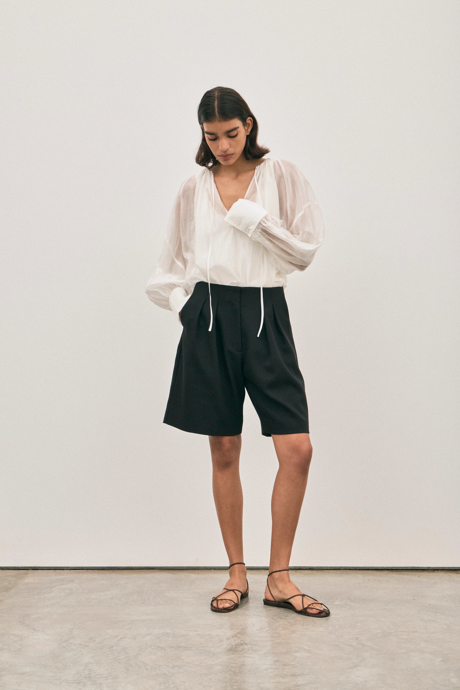 Lottie Shorts - Noir - Hearth Co
