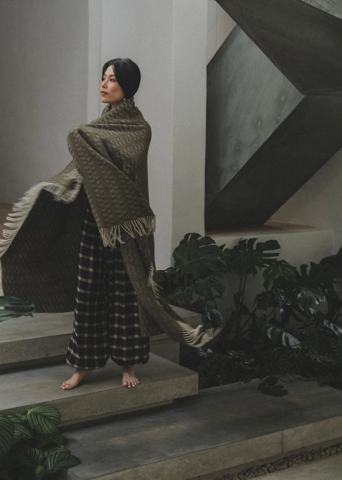 Cashmere Wool Throw | Olive - Hearth Co