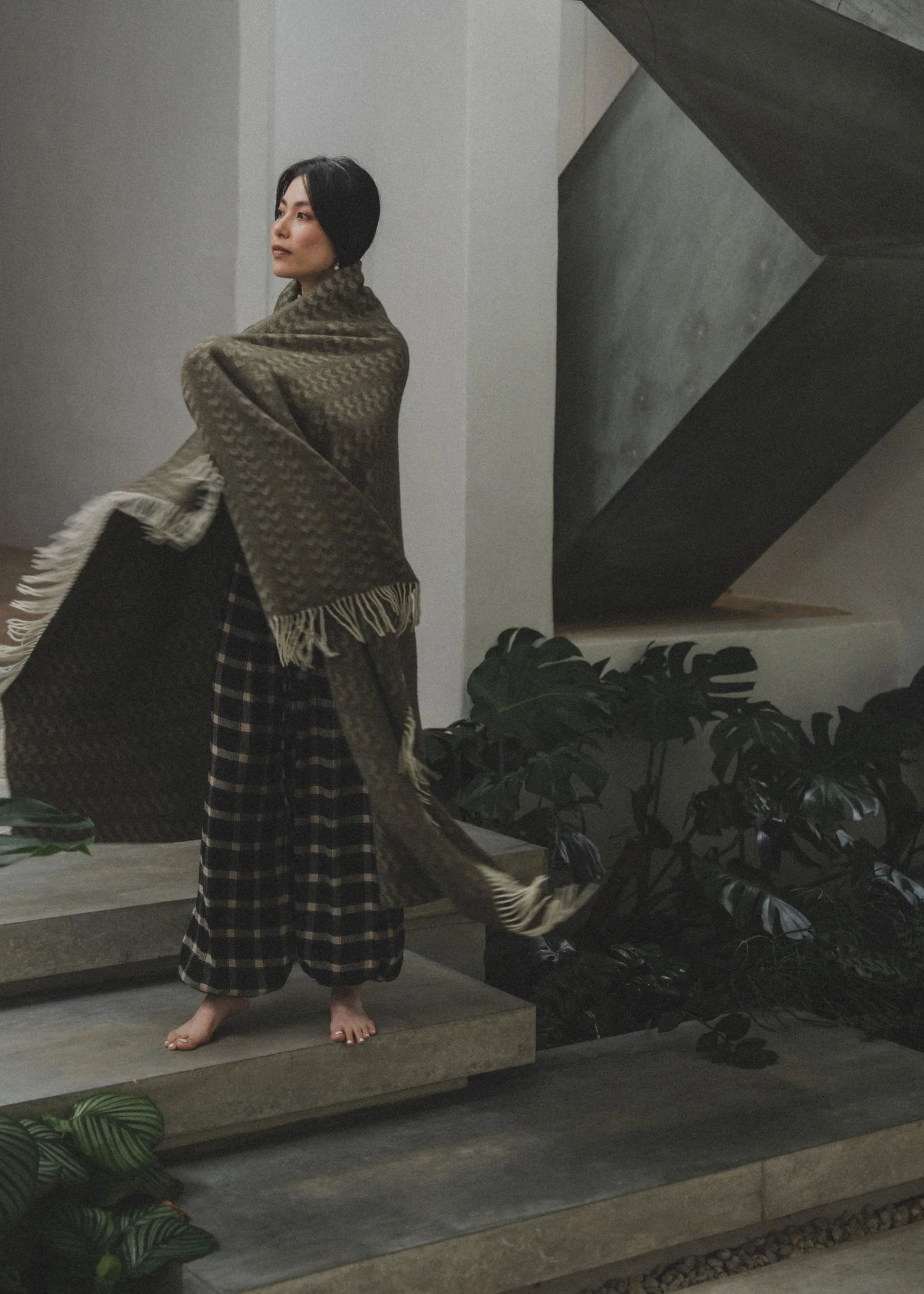 Cashmere Wool Throw | Olive - Hearth Co