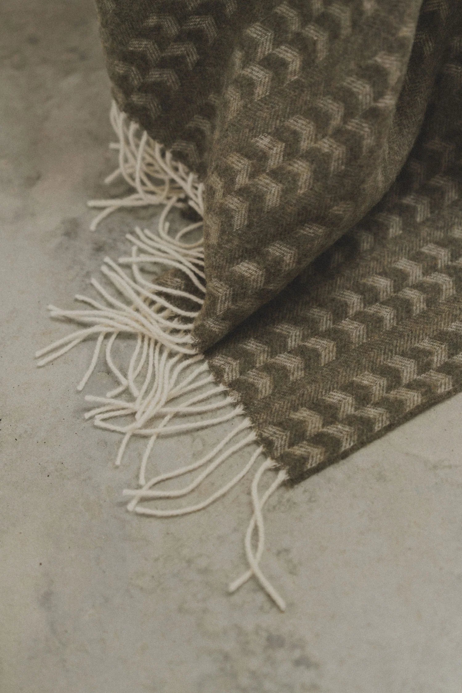 Cashmere Wool Throw | Olive - Hearth Co
