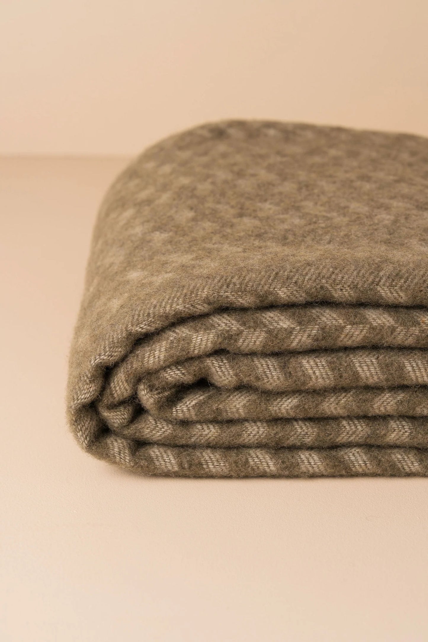 Cashmere Wool Throw | Olive - Hearth Co