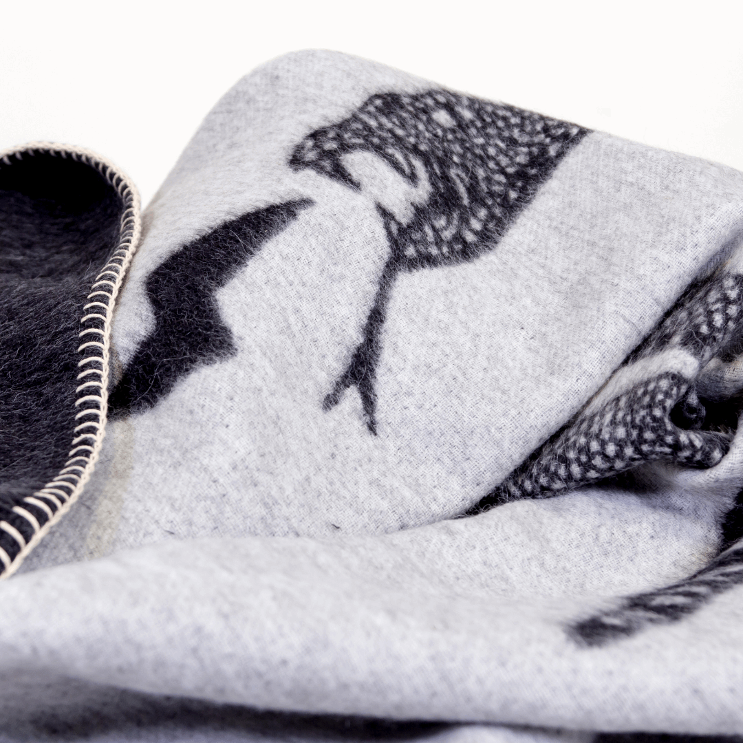 Premium Baby Alpaca Blanket - Ivory/Black