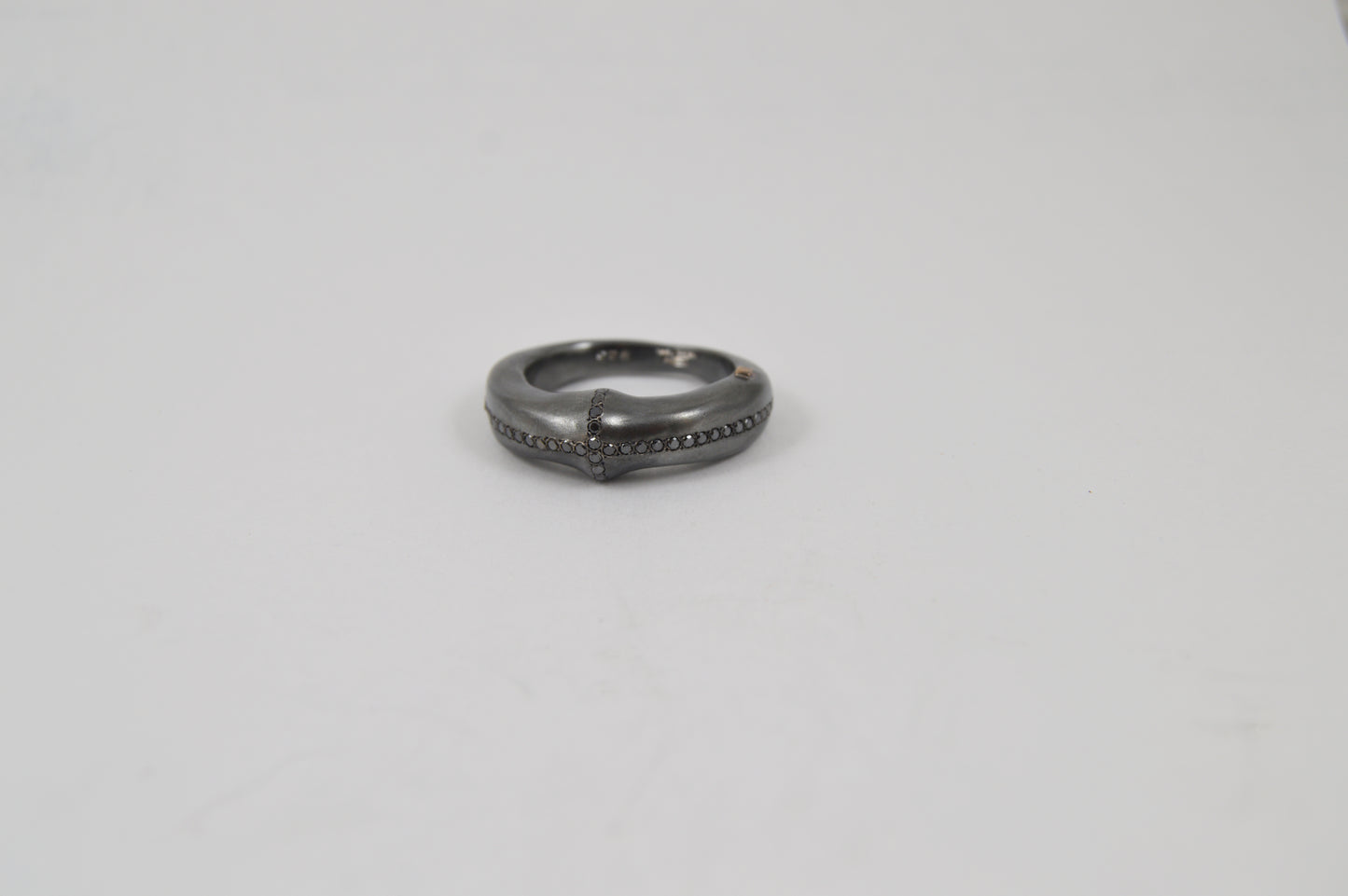 Rosa Maria Siwa Cross Ring — Sterling Silver & Black Diamond - Hearth Co