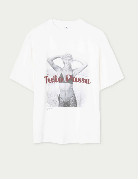 Tutto Passa Oversized Tee