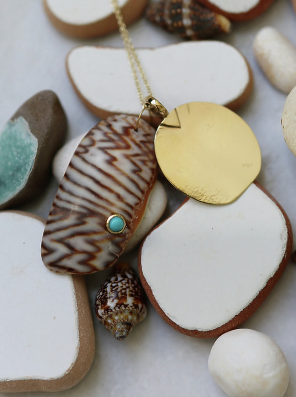 5 Octobre Shell Izumi Necklace
