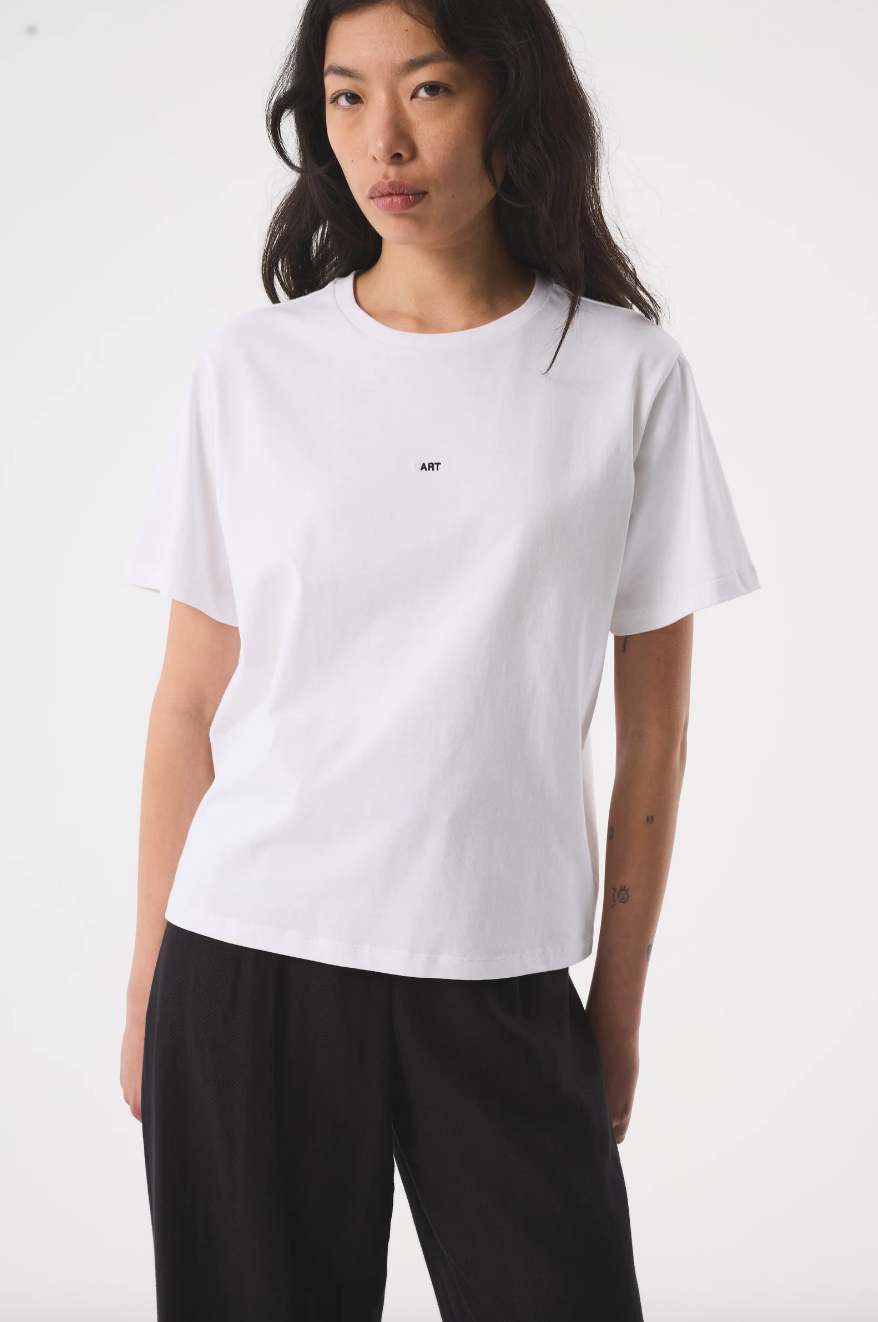 Adria 'Earth' White T-shirt - Hearth Co