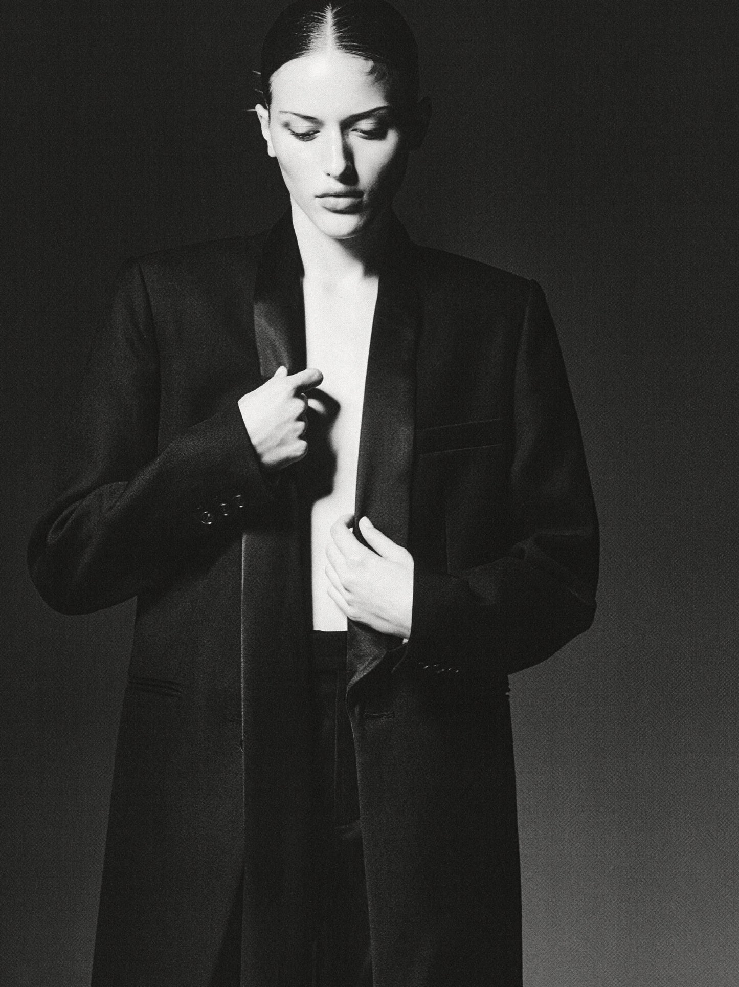 Valentin Satin Scarf Wool Tuxedo Coat