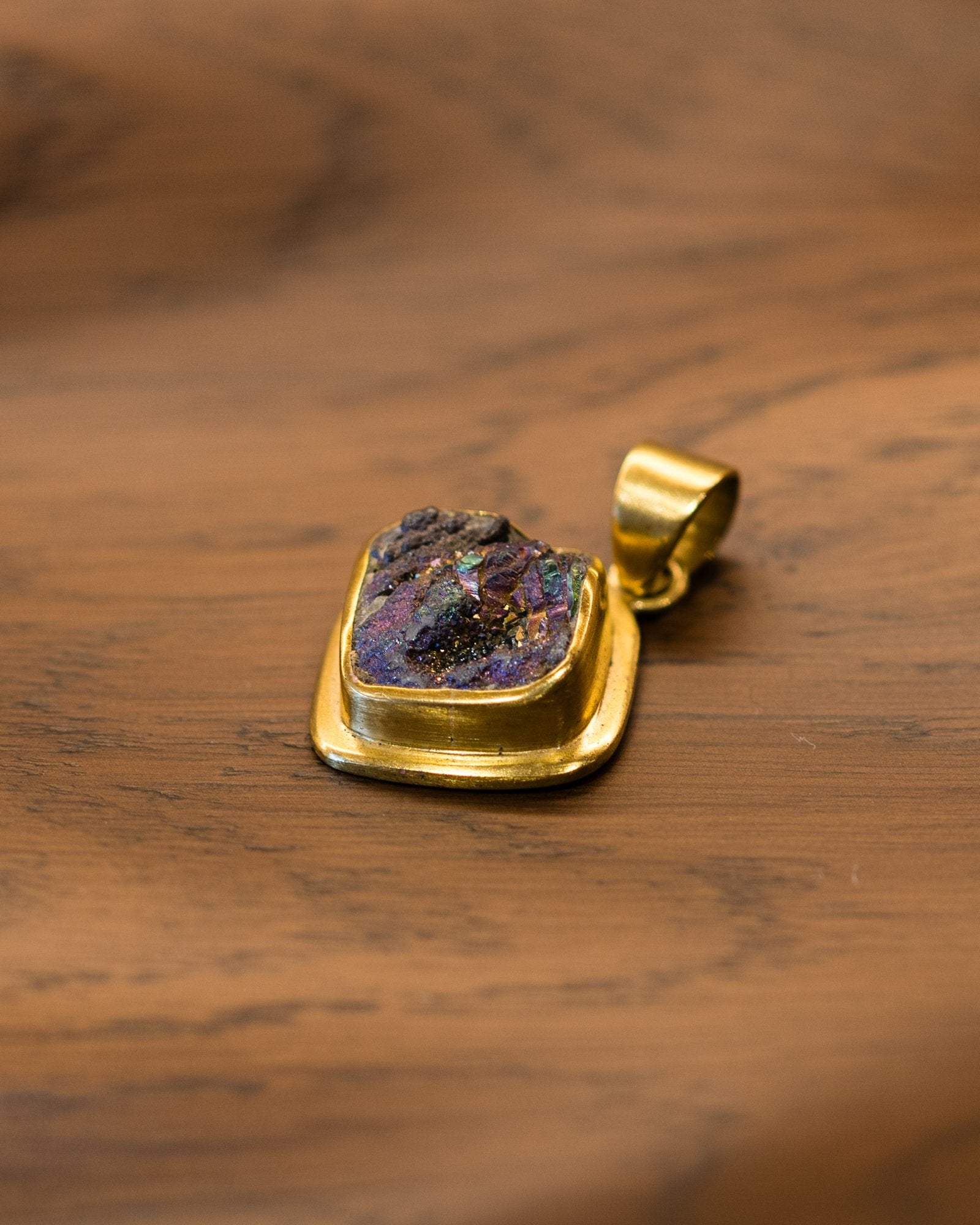 Gold & Stone Pendant - Hearth Co